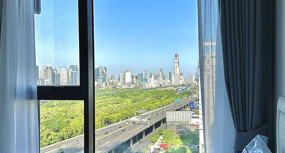 For sale 1 bed condo in Huai Khwang, Bangkok