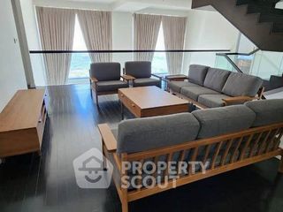 For sale 4 bedrooms condo in Yan Nawa, Bangkok