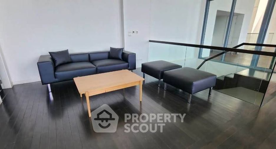 For sale 4 bedrooms condo in Yan Nawa, Bangkok