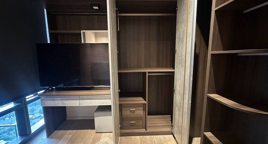 For sale 2 bedrooms condo in Bang Rak, Bangkok