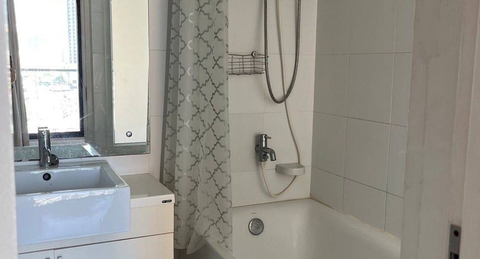 For sale 2 bedrooms condo in Sathon, Bangkok