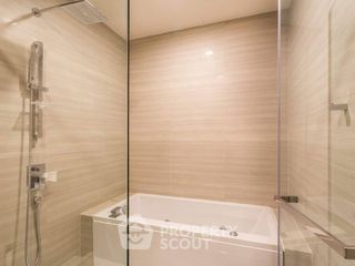 For sale 3 bedrooms condo in Watthana, Bangkok