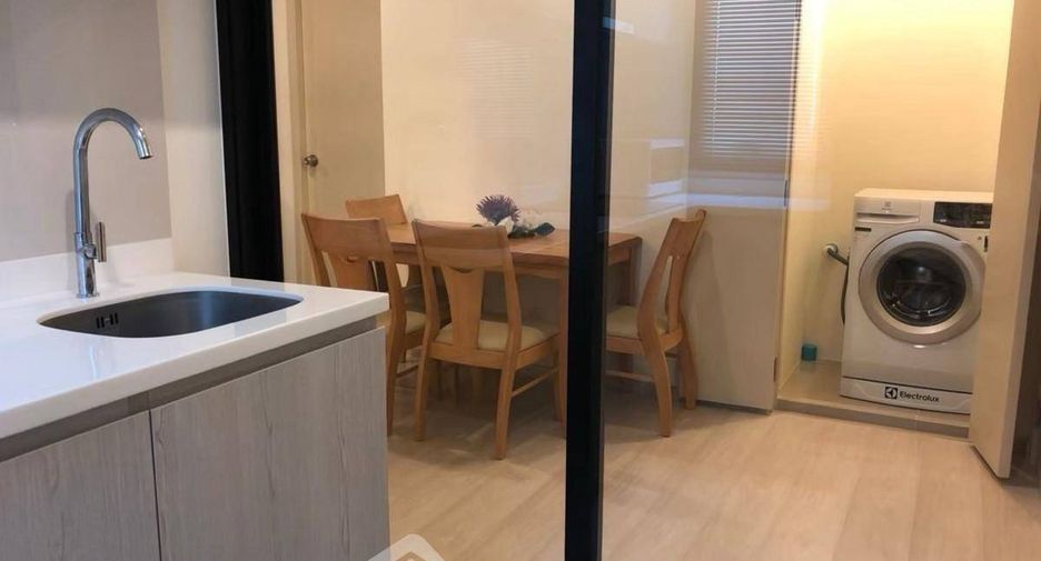 For sale 2 bedrooms condo in Watthana, Bangkok