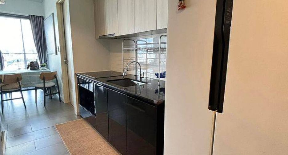 For sale 2 bedrooms condo in Phaya Thai, Bangkok