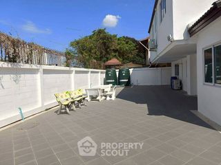 For sale 3 bedrooms villa in Bang Lamung, Chonburi
