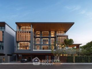 For sale 5 bedrooms apartment in Khlong Toei, Bangkok