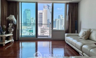 For sale 3 ベッドルーム condo in Khlong Toei, Bangkok