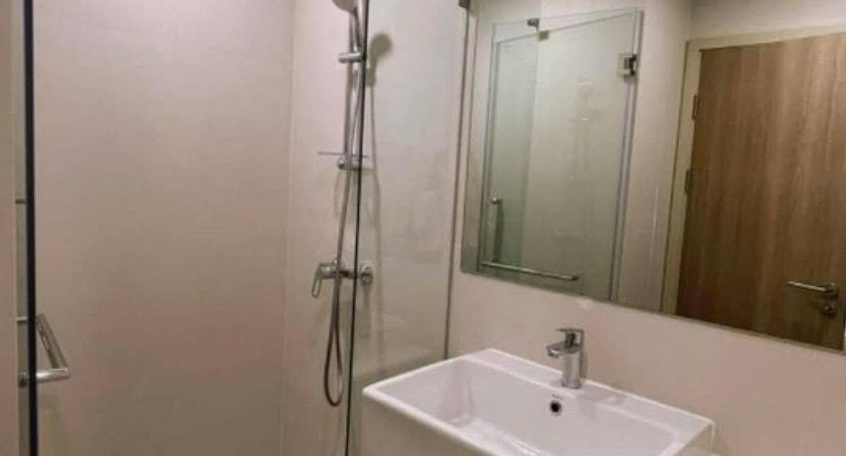 For sale 1 bed condo in Khlong Toei, Bangkok