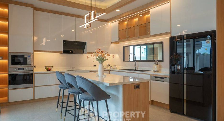 For rent and for sale 5 bedrooms villa in East Pattaya, Pattaya