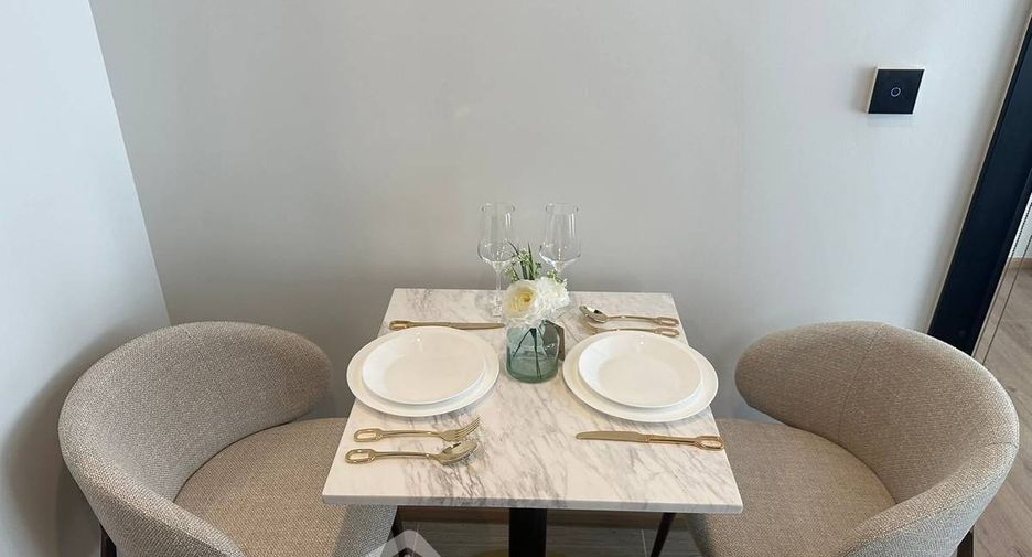 For sale 1 bed condo in Phaya Thai, Bangkok