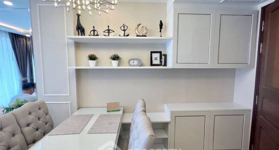 For sale 1 bed condo in Huai Khwang, Bangkok