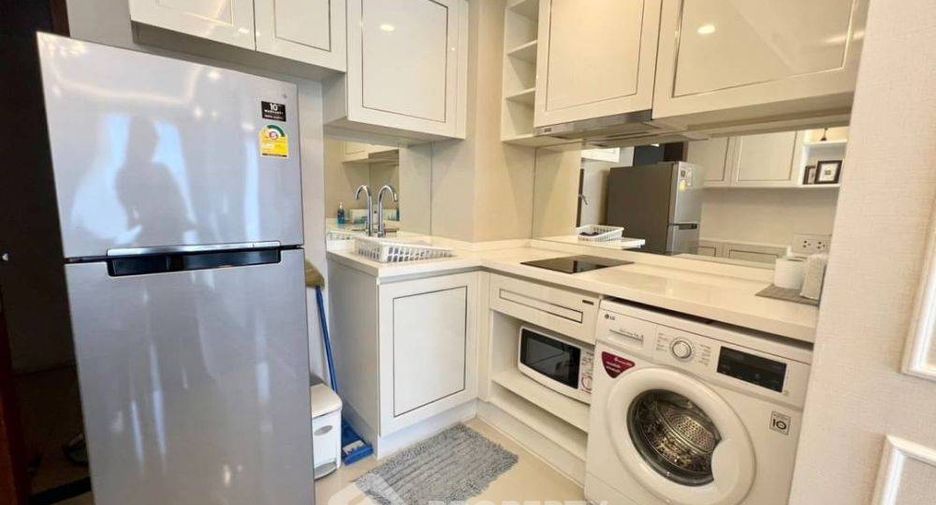 For sale 1 bed condo in Huai Khwang, Bangkok