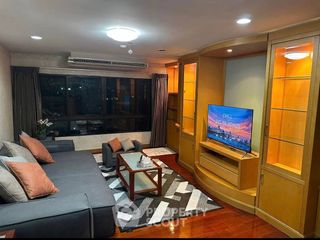 For sale 3 bedrooms condo in Khlong Toei, Bangkok