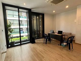 For sale 3 bedrooms townhouse in Phra Khanong, Bangkok