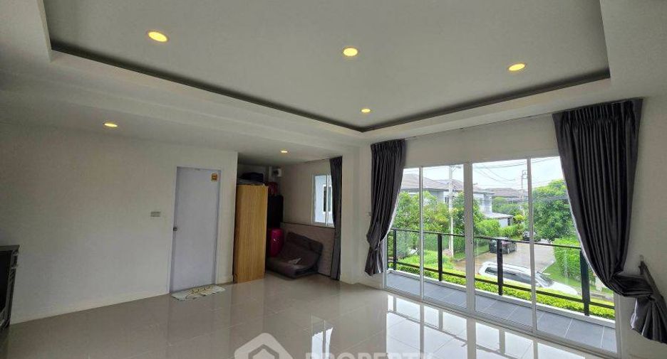Haus zum Kauf mit 5 Zimmer in Sai Mai, Bangkok