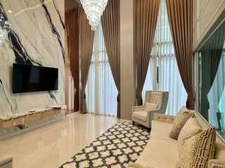 ขาย 3 ห้องนอน คอนโด ใน คลองเตย, กรุงเทพฯ