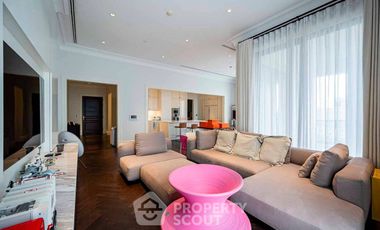For sale 3 ベッドルーム condo in Pathum Wan, Bangkok