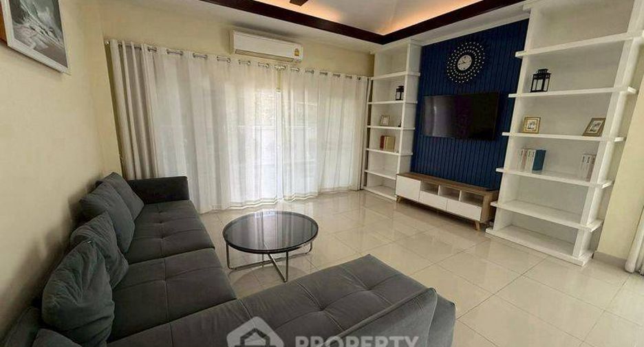 À vendre 4 chambres villa à Huay Yai, Pattaya