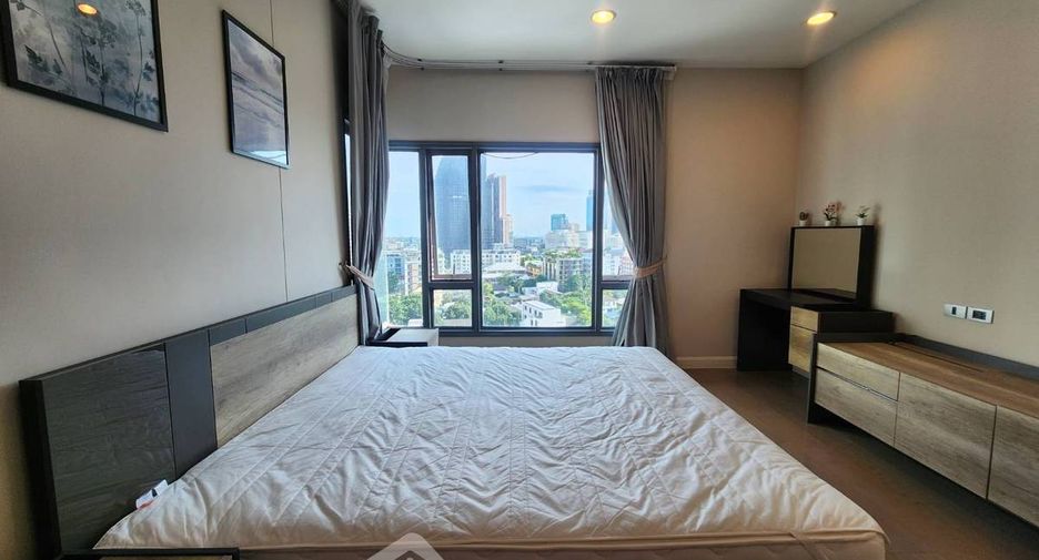 For sale 1 bed condo in Khlong Toei, Bangkok