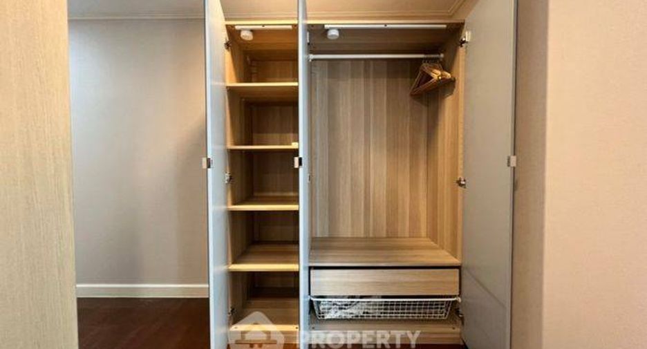 For sale 2 bedrooms condo in Khlong Toei, Bangkok