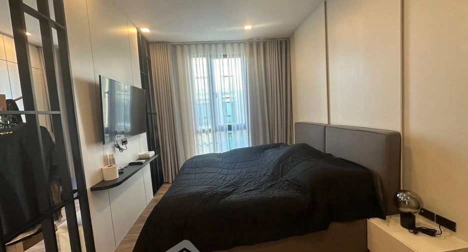 For rent 3 bedrooms townhouse in Chatuchak, Bangkok