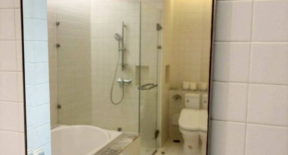 For rent 1 bed condo in Watthana, Bangkok