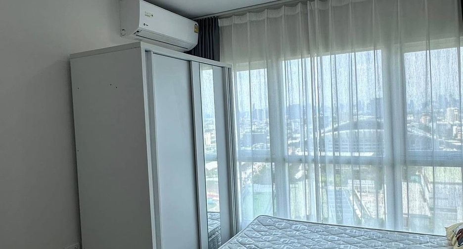 For rent 2 bedrooms condo in Bang Kapi, Bangkok