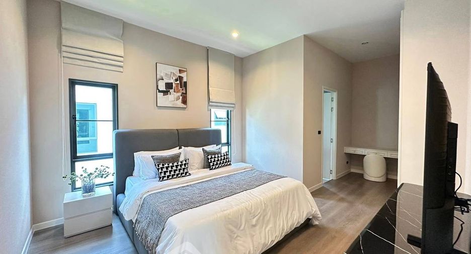For rent 5 bedrooms house in Bang Phli, Samut Prakan