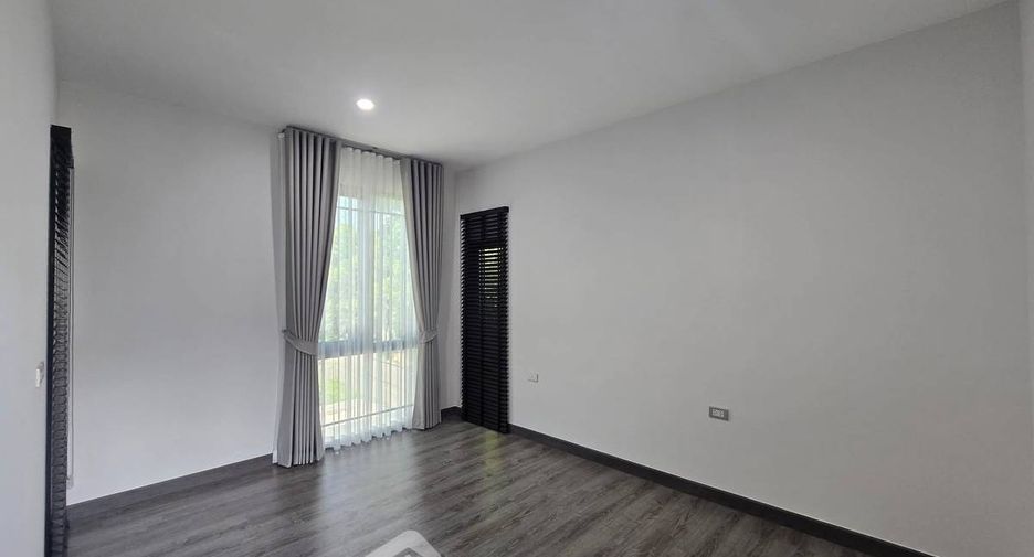 For rent 2 bedrooms house in Suan Luang, Bangkok