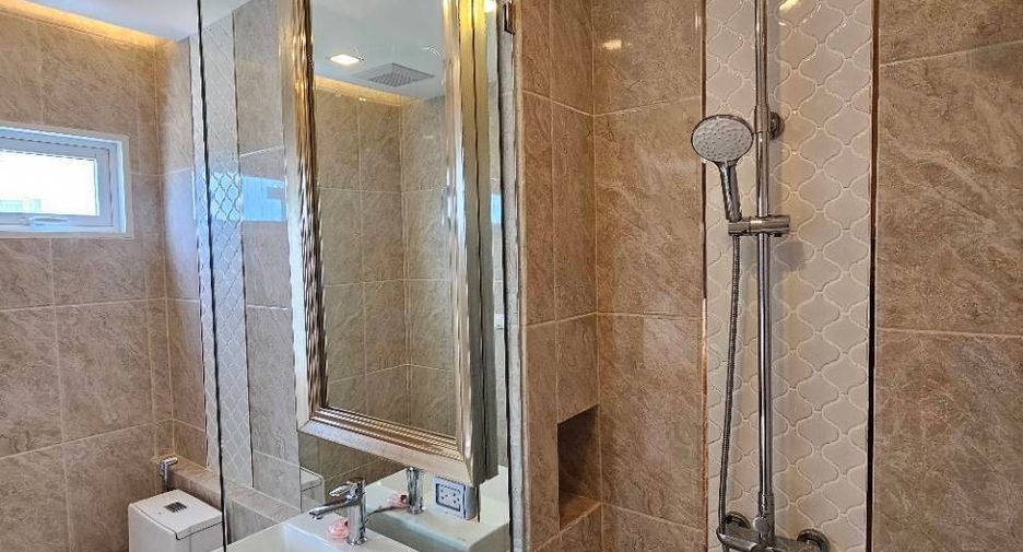 For rent 2 bedrooms condo in Jomtien, Pattaya