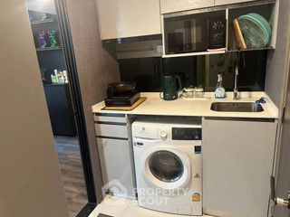 For rent 2 bedrooms condo in Ratchathewi, Bangkok
