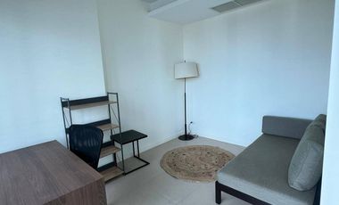 Condo en alquiler de 2 habitaciones en Sathon, Bangkok