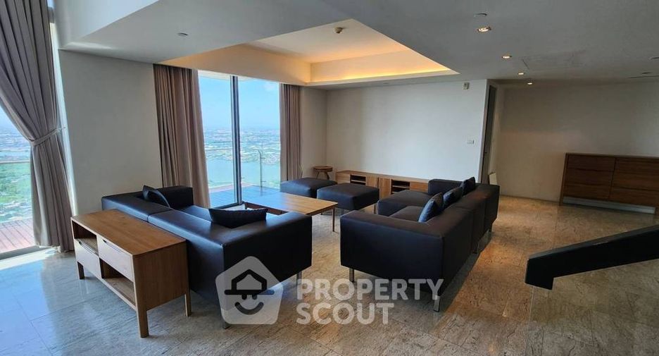 For rent 4 bedrooms condo in Yan Nawa, Bangkok