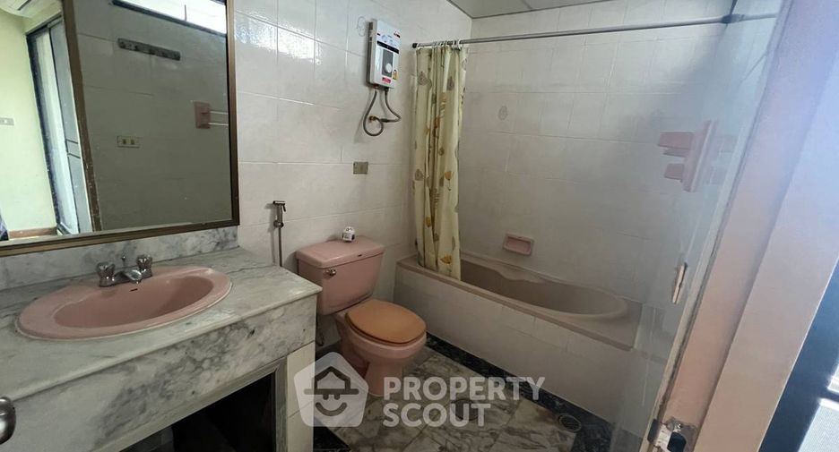For rent 1 bed condo in Ratchathewi, Bangkok