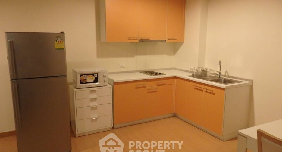 For rent 2 bedrooms condo in Khlong Toei, Bangkok