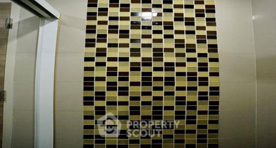 For sale 2 bedrooms condo in Khlong San, Bangkok