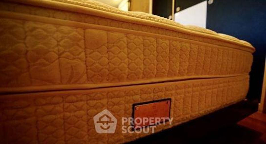 For sale 2 bedrooms condo in Khlong San, Bangkok