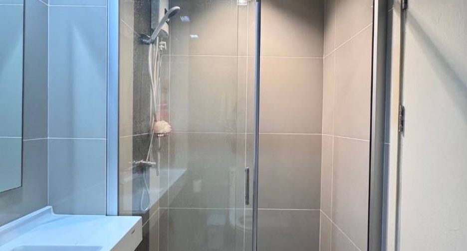 For sale 1 bed condo in Bang Kapi, Bangkok