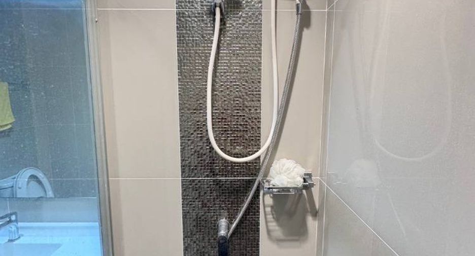 For sale 1 bed condo in Bang Kapi, Bangkok