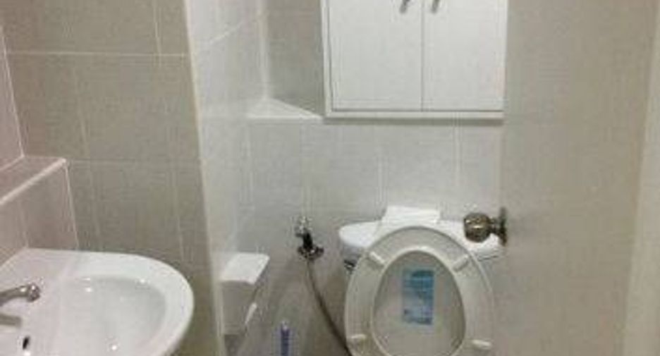 For sale 1 bed condo in Khlong Toei, Bangkok