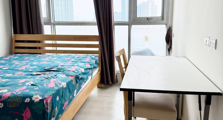 For sale 2 bedrooms condo in Khlong Toei, Bangkok