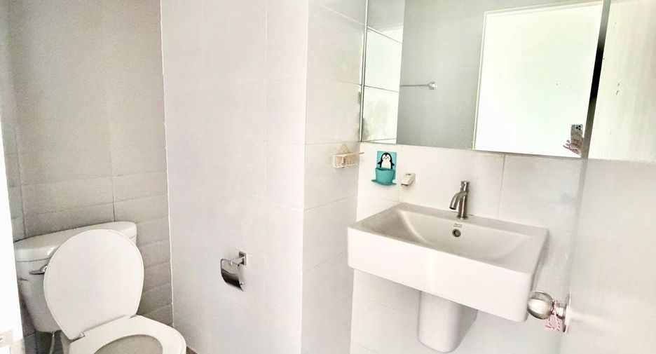 For sale 2 bedrooms condo in Khlong Toei, Bangkok