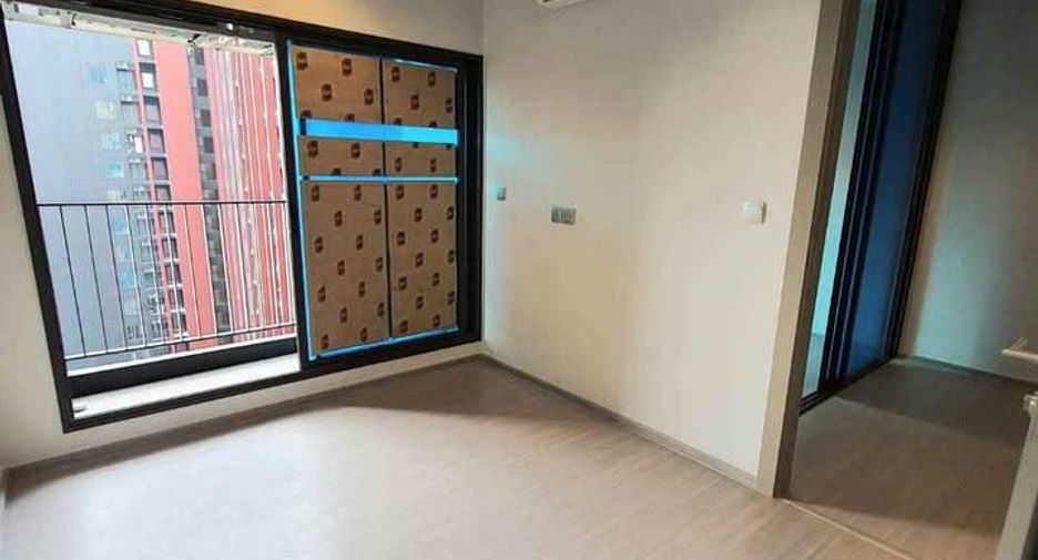For sale 1 bed condo in Huai Khwang, Bangkok