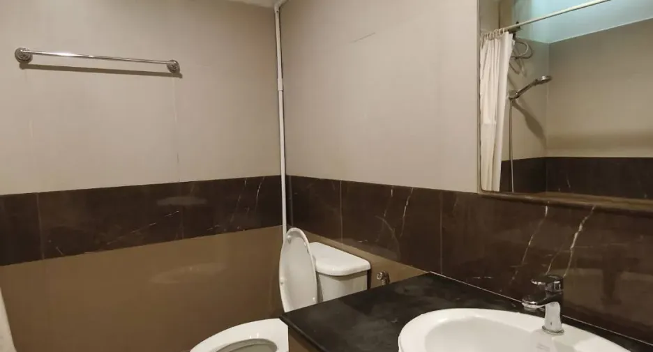 For rent 1 bed condo in Phra Khanong, Bangkok