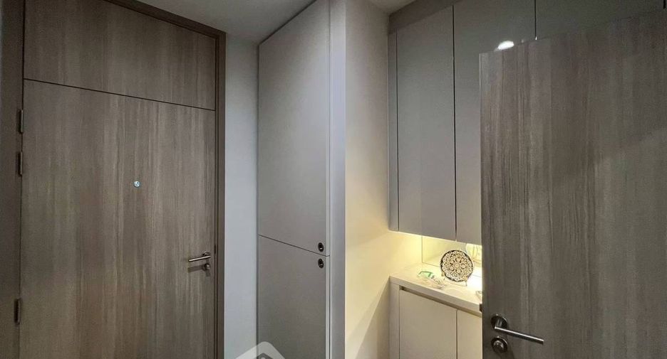 For sale 1 bed condo in Pathum Wan, Bangkok