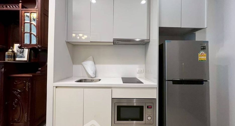 For sale 1 bed condo in Pathum Wan, Bangkok