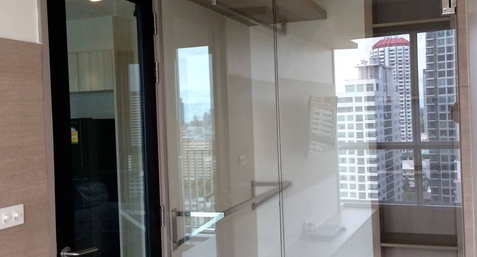 For sale 1 bed condo in Watthana, Bangkok