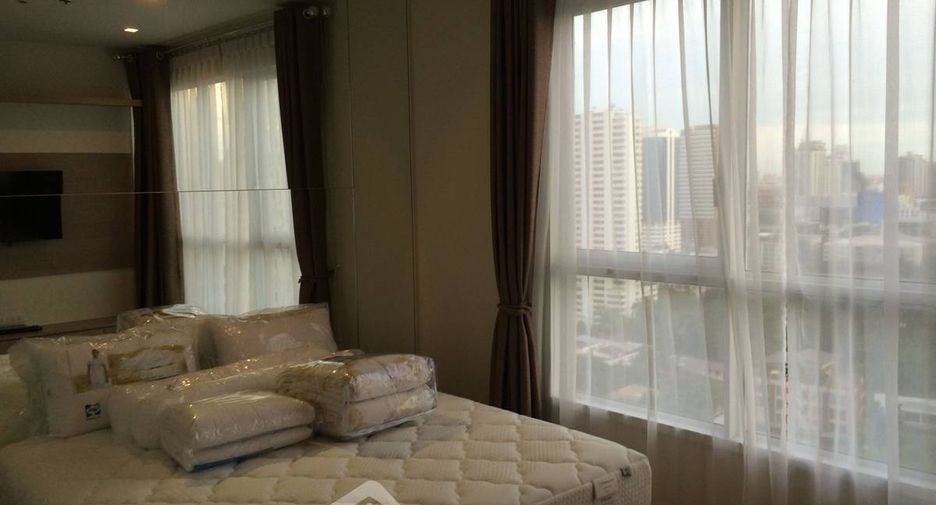 For sale 1 bed condo in Watthana, Bangkok