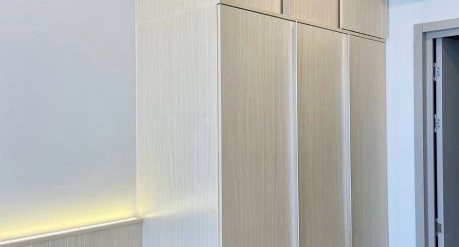 For sale 1 bed condo in Khlong Toei, Bangkok