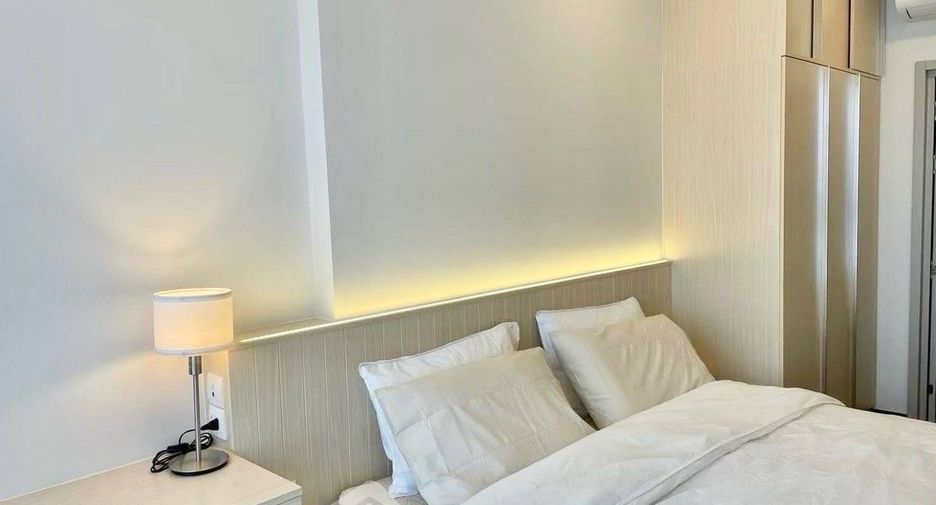 For sale 1 bed condo in Khlong Toei, Bangkok